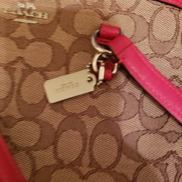 Authentic coach **USED ONCE Satchel / crossbody - Picture 3 of 12